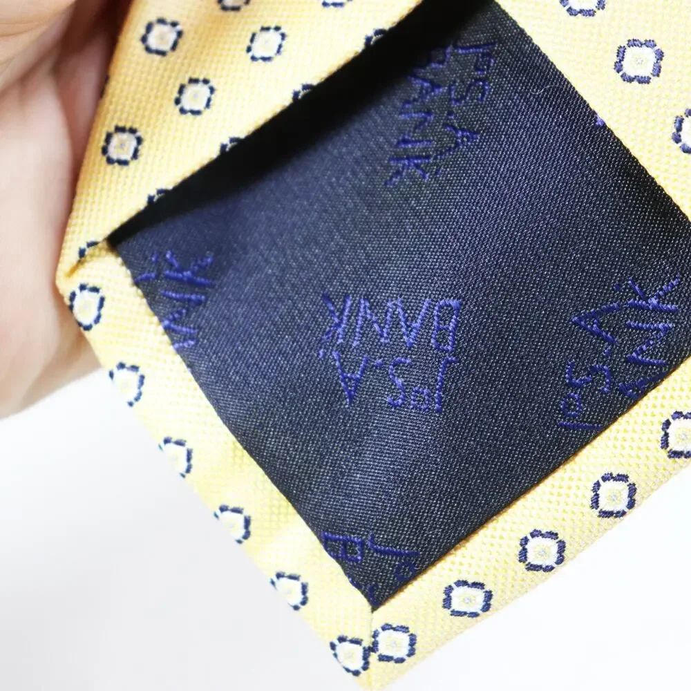 Jos A Banks Tie Mens 60 in Silk Pale Yellow Geo Octagon Executive Collection